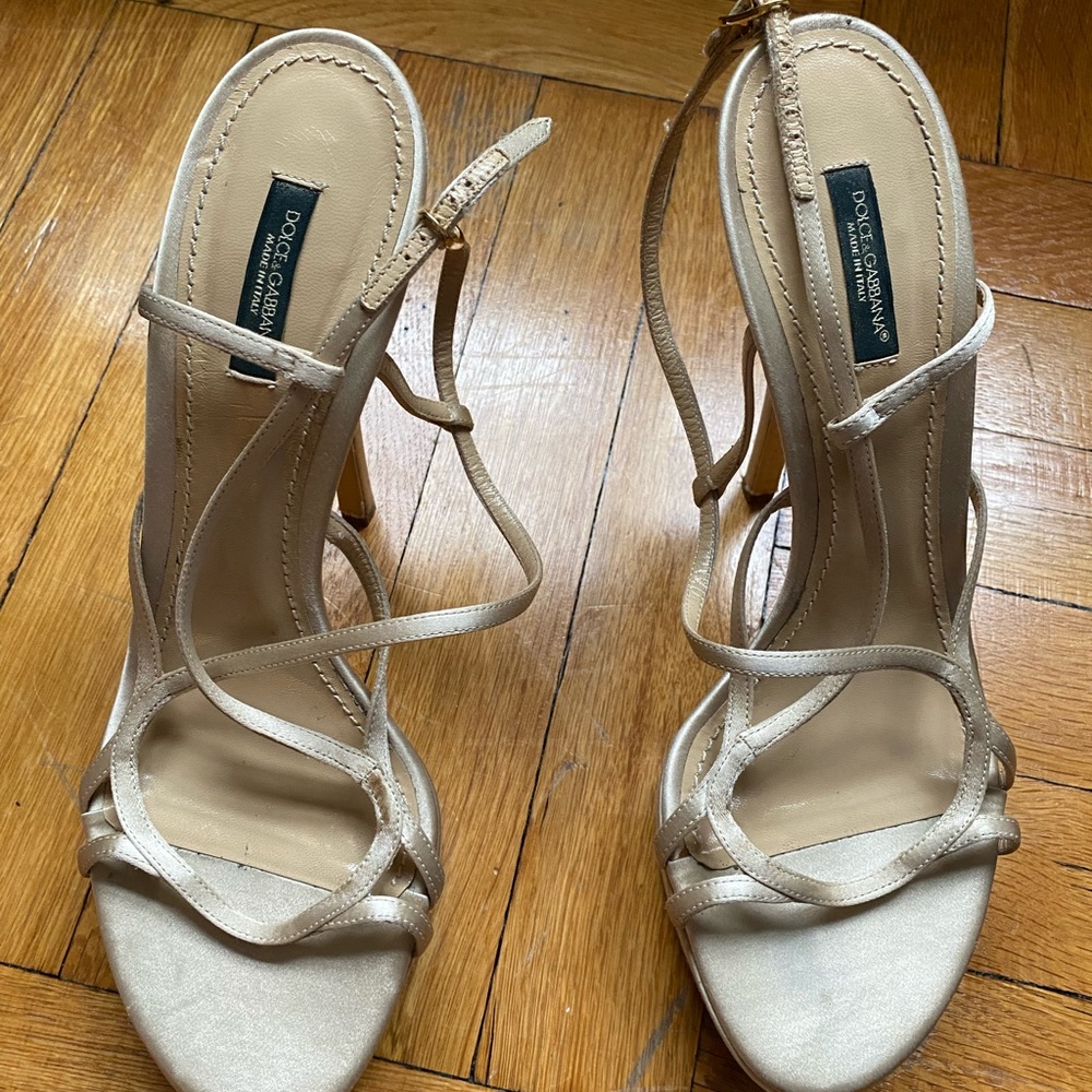 Dolce  & Gabbana Champagne colored satin platforms size 40